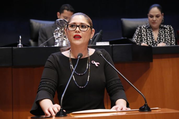 Verónica Camino se integra a la mesa directiva en el Senado