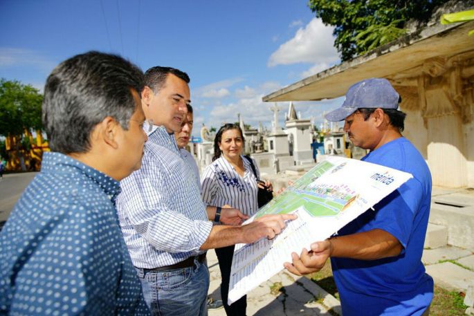 En marcha un proyecto del Ayuntamiento para el rescate y preservación de mausoleos en el Cementerio General