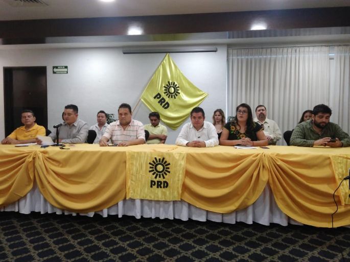 Piden renuncia del dirigente estatal del PRD