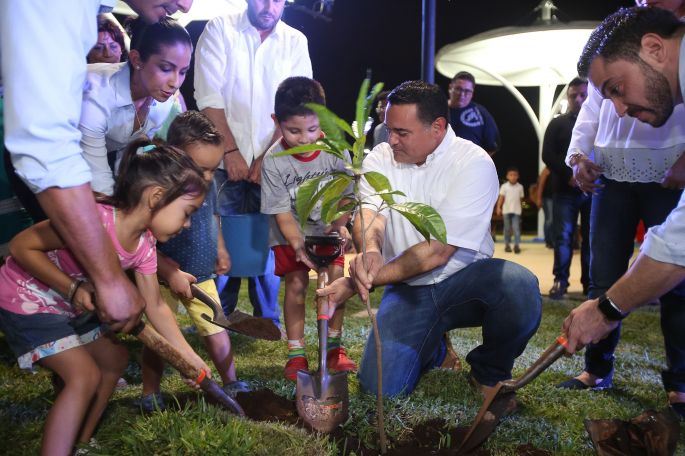 Renán Barrera convoca a la reforestación más grande en la historia de Mérida, en el marco de la inauguración del Parqué Misné