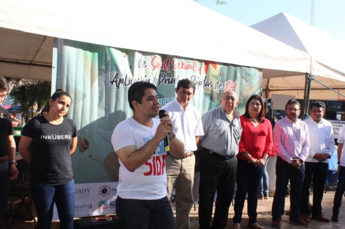 Voluntariado de la UADY aplica 240 pruebas rápidas de VIH