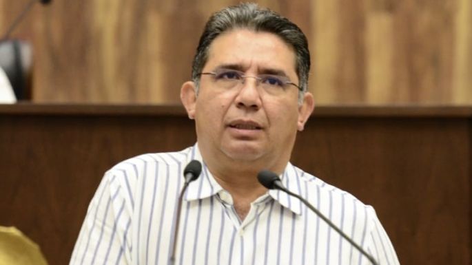 "Que se muestre  la corrupción en las estancias": Cuevas Mena