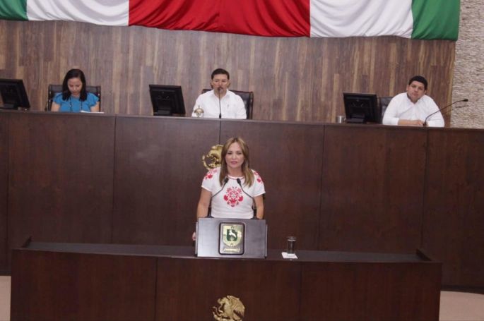 La Diputada Karla Franco presenta una iniciativa a favor de la lactancia