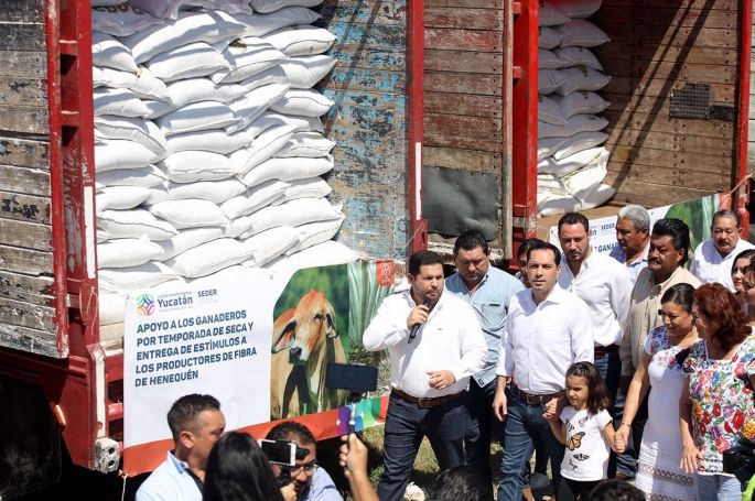 Entregan apoyos por más de 16 millones de pesos a productores del campo