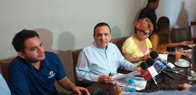 Por incertidumbre política, empresarios han dejado de invertir unos 7 mil millones