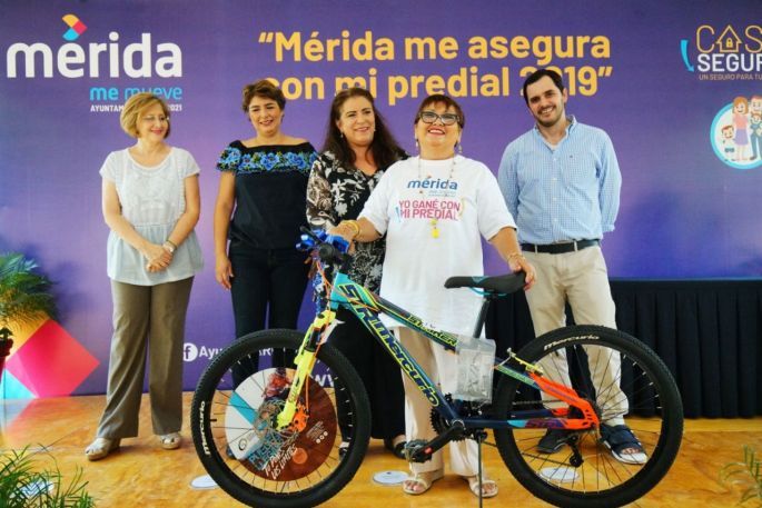 Entregan premios a los ganadores del sorteo “Mérida Me Asegura con Mi Predial” 2019