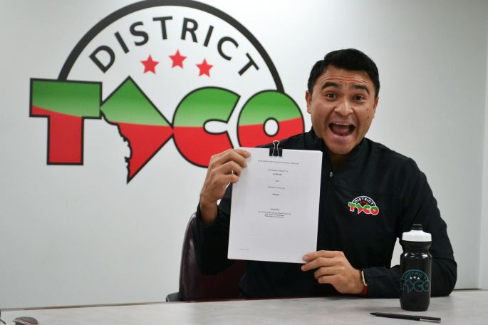 A unos pasos de la Casa Blanca, un joven yucateco hace historia