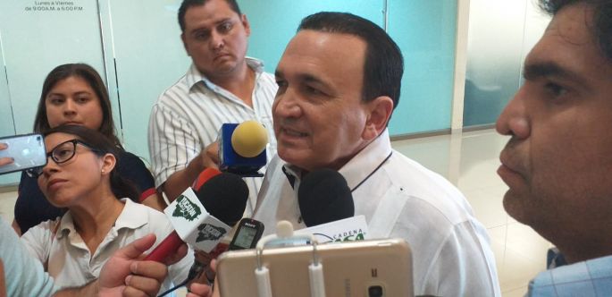 Prioritario: el muelle de Progreso; el nuevo aeropuerto, no: Concanaco