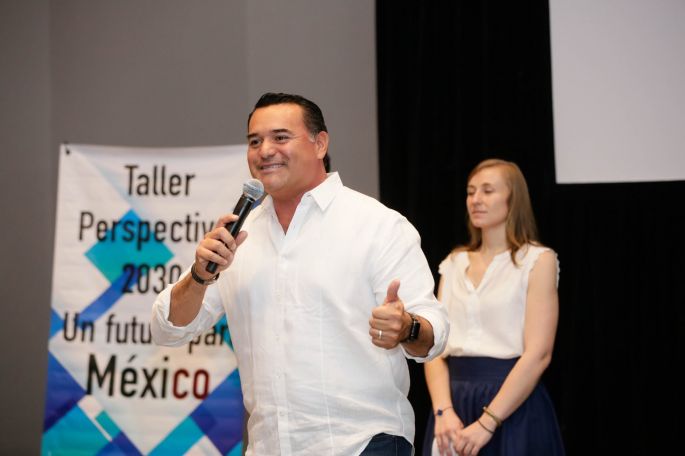 “Me interesa qué harán con los terrenos que dejará el aeropuerto”: Renán Barrera