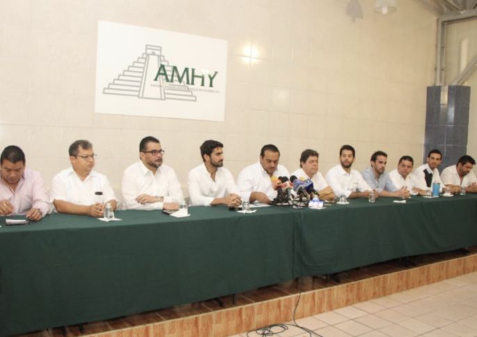 Hoteleros de Yucatán enojados contra Gobierno de Vila