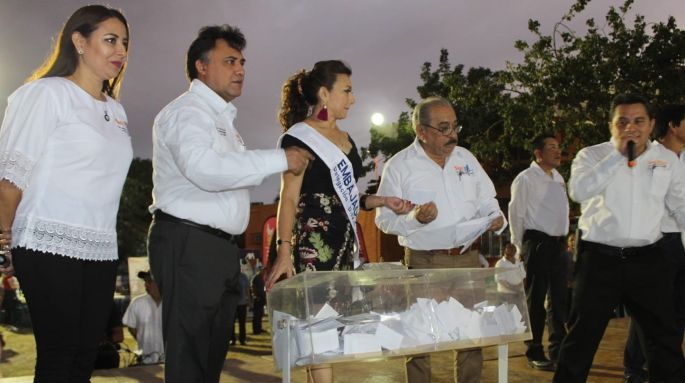 Jubilados de la Sección 33 del SNTE son obligados a asistir a un evento de la agrupación