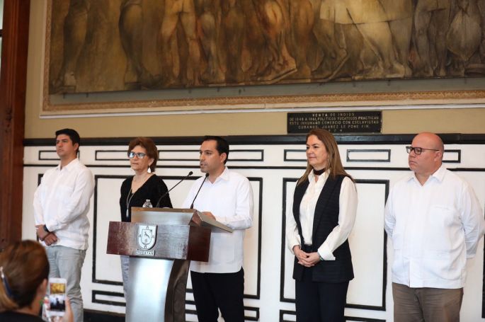 El gobernador Vila Dosal se burla de un disgustado pueblo yucateco