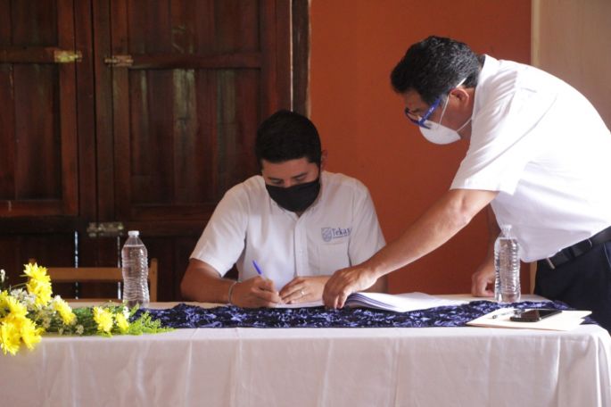 Por primera vez trabajadores del Ayuntamiento de Tekax tendrán un seguro laboral