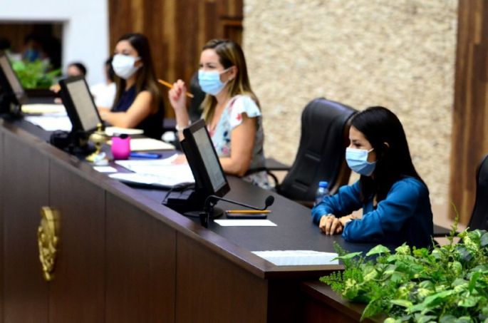 Proponen lengua de señas en sesiones del Congreso yucateco 