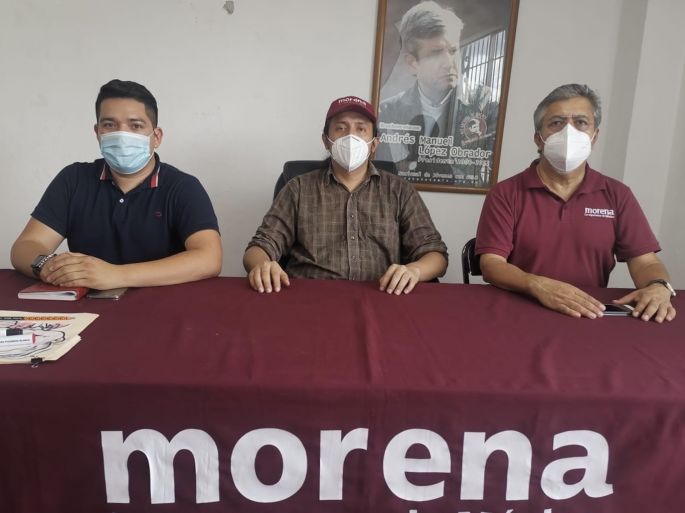 Acusan a Vila de ser insensible a las necesidades urgentes de la población. Lo exhortan a combatir la corrupción en su gobierno 