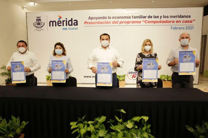 Presentan la convocatoria del programa “Computadora en Casa”, como parte del redireccionamiento de recursos municipales