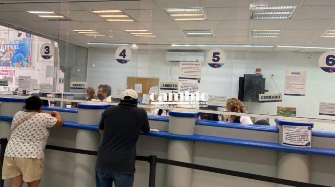 Denuncian malos tratos en el área de cajas de la JAPAY