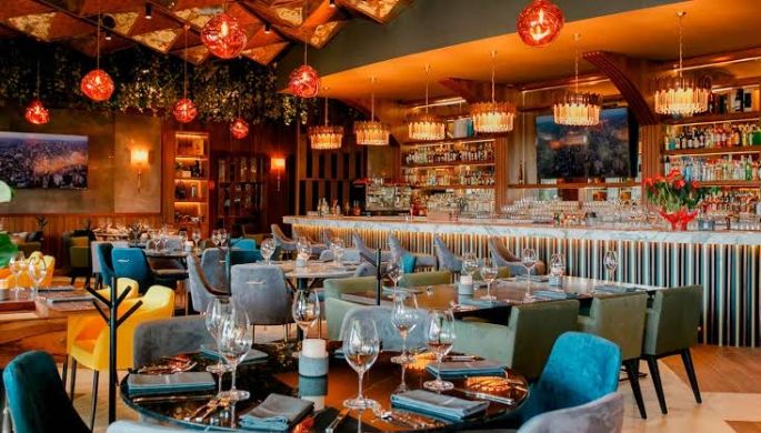 Por el semáforo amarillo, restaurantes podrán recibir a mayor número de comensales