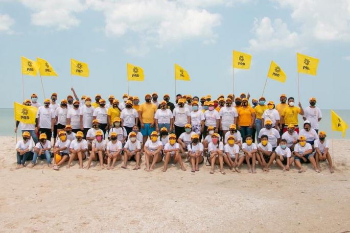 Se reúnen en Celestún las Juventudes de Izquierda