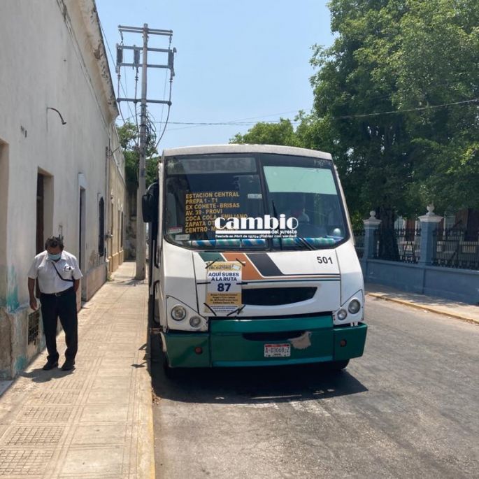 Disgusto de usuarios porque camioneros cambian arbitrariamente de paraderos