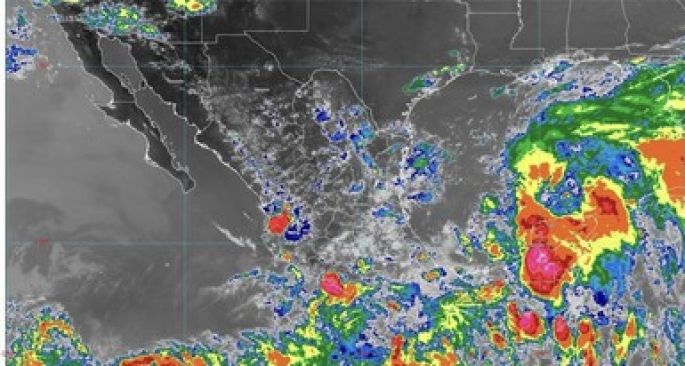 Zonas de baja presión con potencial ciclónico provocarán lluvias de torrenciales a extraordinarias en el sur y sureste de México