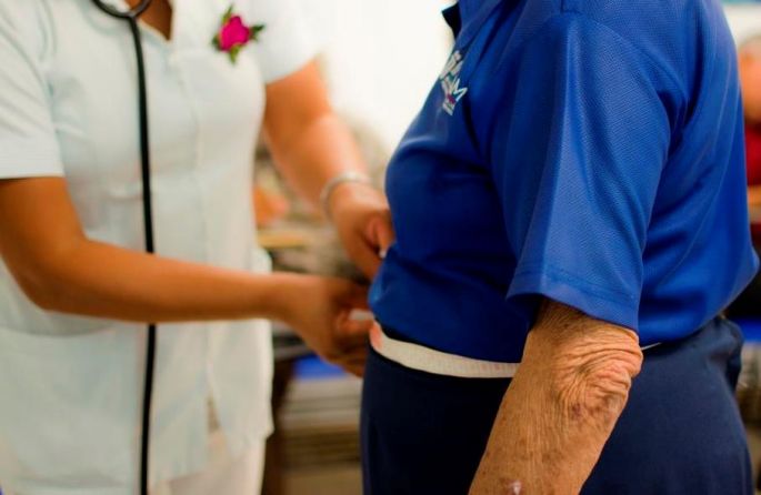 Exhortan a tener alimentación saludable para prevenir la obesidad  