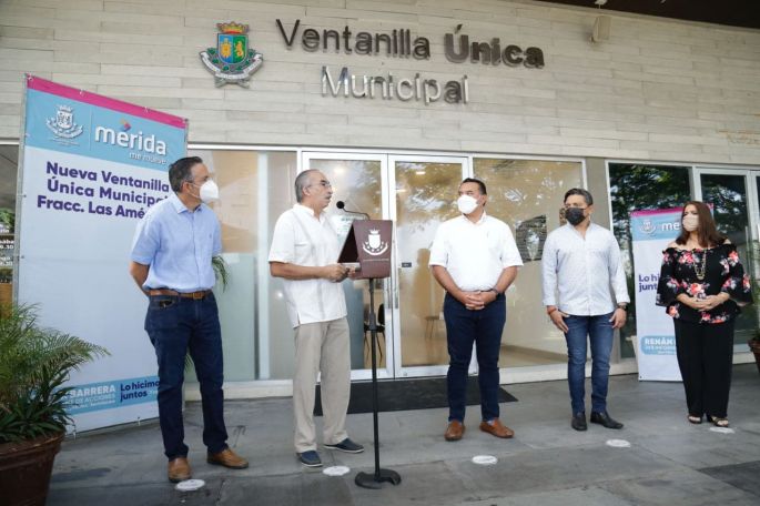 Trámites y servicios más cercanos y modernos, gracias al trabajo conjunto con los meridanos, afirma el alcalde Renán Barrera