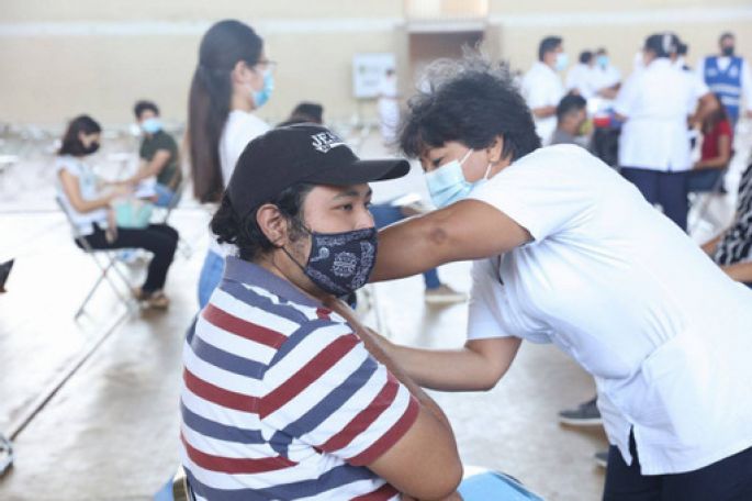 Yucatán rompe récord en vacunas aplicadas por día con 58,583 dosis aplicadas a jóvenes de 18 a 29 años