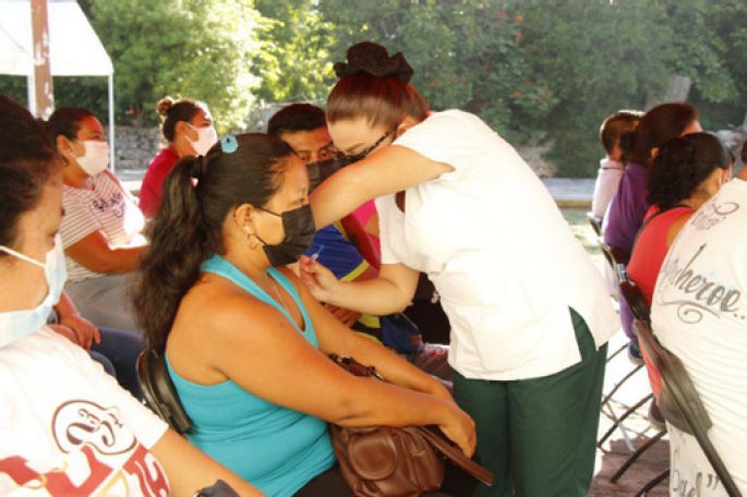 Personas de 30 a 39 años de 9 municipios comienzan a recibir segunda dosis contra el Coronavirus