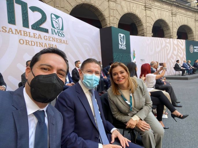 El Gobernador Mauricio Vila Dosal asiste a la 112 Asamblea General Ordinaria del IMSS