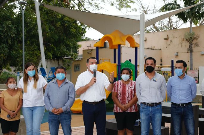 El Alcalde Renán Barrera entrega obras que promueven la unidad y la convivencia familiar