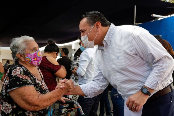 Renán Barrera reconoció el acto solidario de la población de aportar para quienes menos tienen 