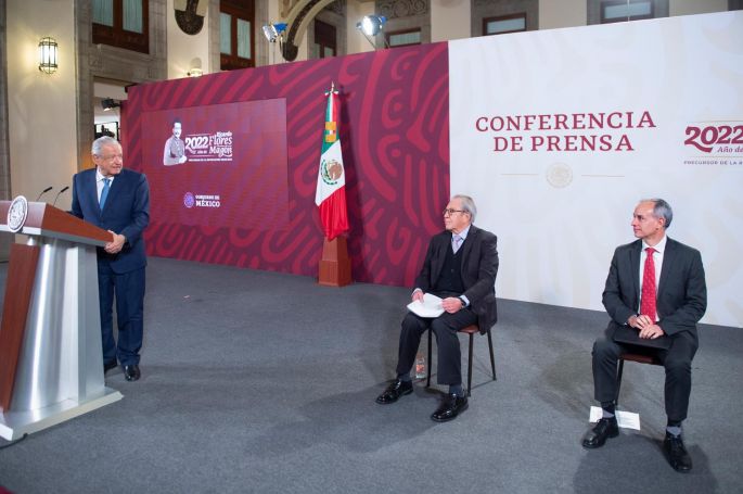 Epidemia de COVID-19 va de salida: Secretaría de Salud; vacunación para todo el año está garantizada, afirma AMLO