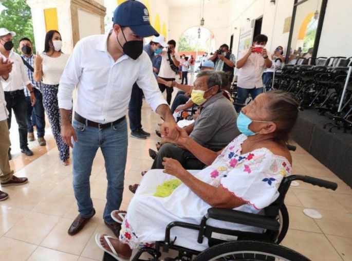 El Gobernador Mauricio Vila Dosal continúa apoyando a las familias y productores del campo yucateco
