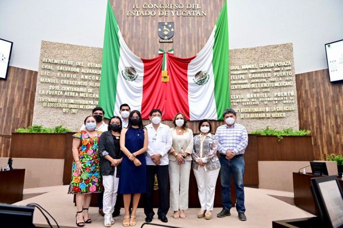 Estudiantes de Derecho ponen el ejemplo con la ley de Desarrollo Social
