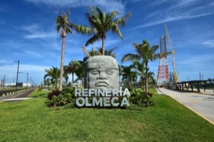 Inauguran la primera etapa de la refinería Olmeca en Dos Bocas