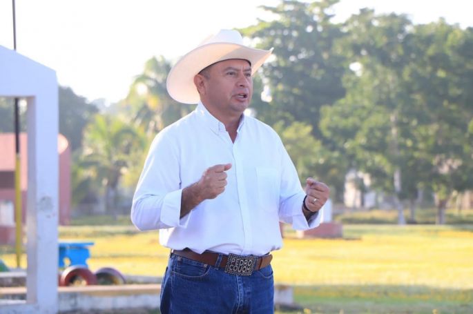 Denuncian que el alcalde de Tizimín Pedro Couoh maltrata a las mujeres