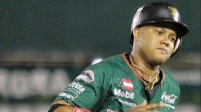 Dan de baja de los Leones de Yucatán a Starlin Castro