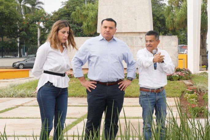 El Alcalde Renán Barrera supervisó la primera etapa del mantenimiento integral de fuentes y glorietas de la ciudad