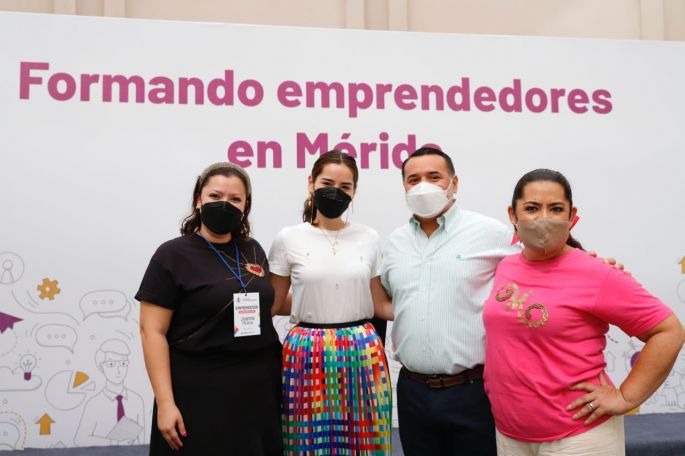 El Alcalde Renán Barrera Concha impulsa a las micro, pequeñas y medianas empresas