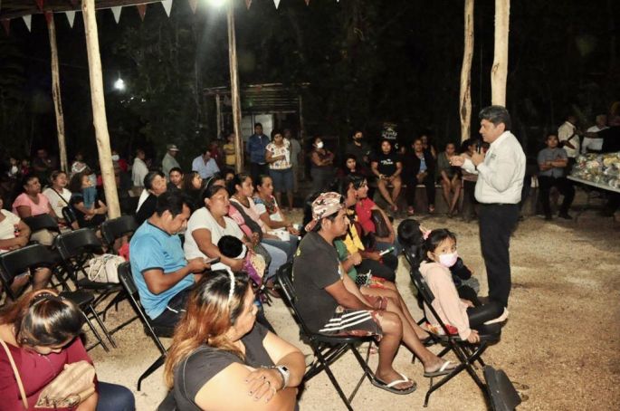 Fracción del PRI sigue recorriendo las comunidades de Yucatán