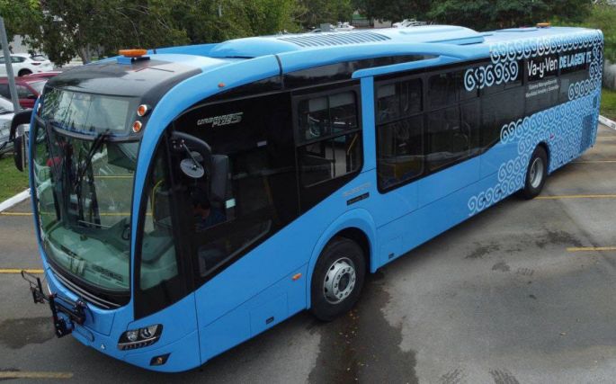 Supervisa Mauricio Vila nuevas unidades que estarán llegando a Yucatán como parte de la Estrategia Integral del Sistema de Transporte Público 