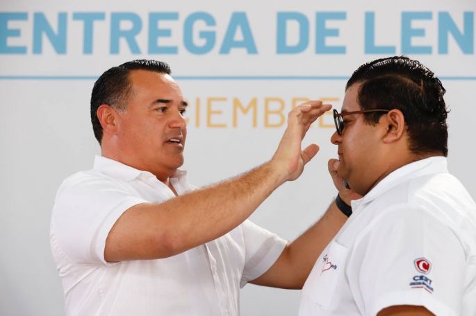 El Alcalde Renán Barrera Concha pone en marcha “Ver por Mérida en tu Universidad”.