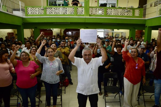 Triunfa Jervis García, es electo secretario general del Sindicato de Trabajadores del gobierno del Estado
