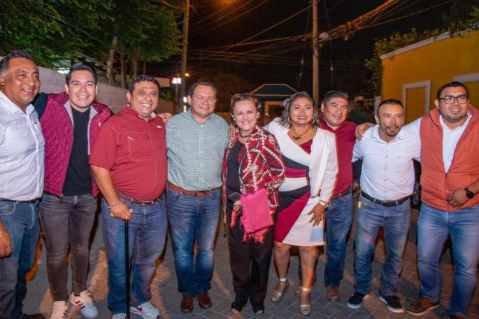 Asiste Huacho Díaz a foro organizado por la Asociacion “Movimiento de Unidad y Transformación por Umán”