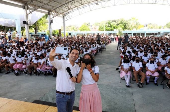 A través del programa Yucatán Digital, estudiantes del sur de Mérida cuentan con Internet gratuito en sus escuelas 