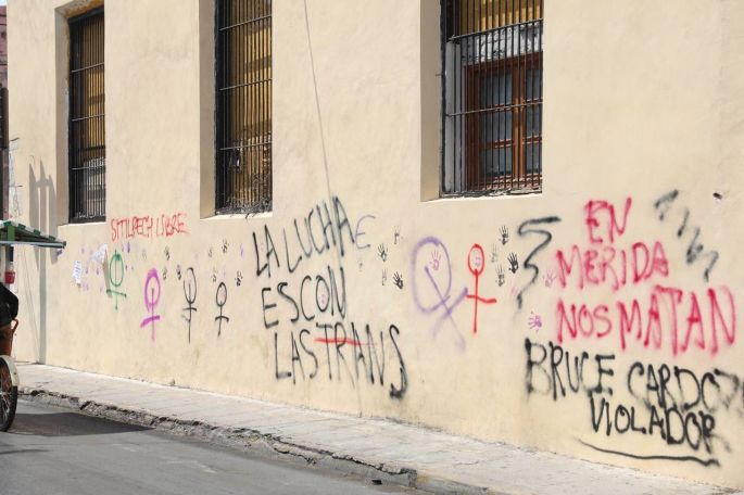 Marcha #8M en Mérida: empresarios piden “no más violencia, la destrucción no abona ni suma a la causa de las mujeres” 