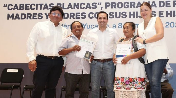 Madres y padres se reunirán con sus hijos migrantes en Estados Unidos, resultado del apoyo del Gobernador Mauricio Vila Dosal