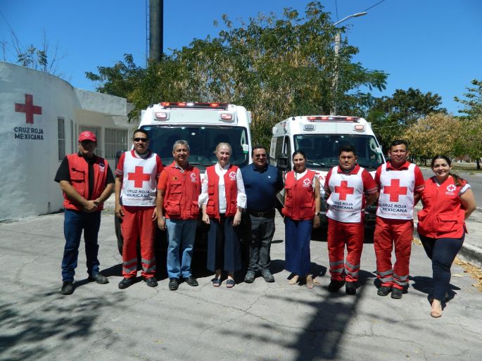 Tres nuevas ambulancias llegan a Cruz Roja Mexicana Delegación Yucatán