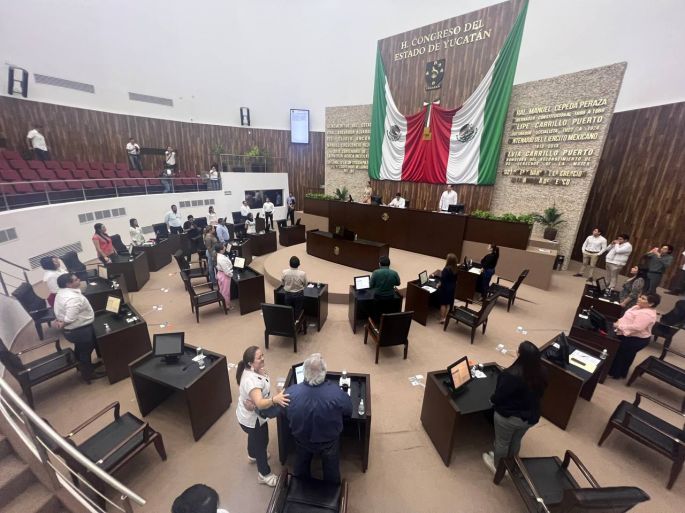 Diputados locales y su lujo de desairar reporteros